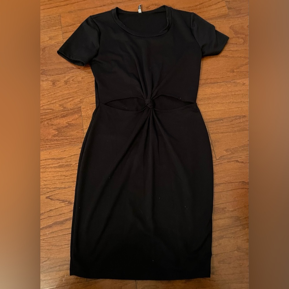 Cefian black dress with cutouts